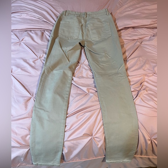High Rise Skinny Leg Khaki RW&Co Woman's Pants (Small) - Picture 3 of 3